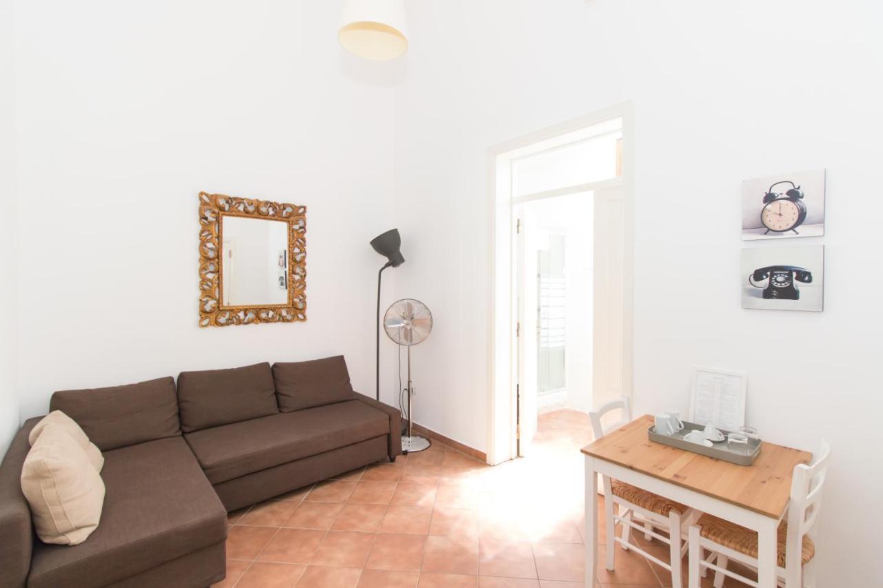 And So Bed & Breakfast Lecce Ngoại thất bức ảnh