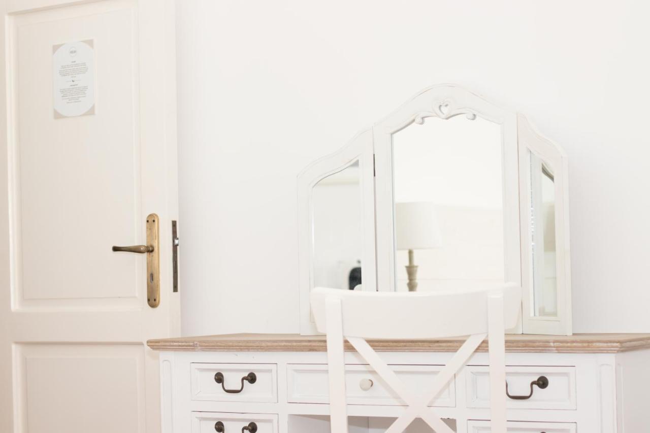 And So Bed & Breakfast Lecce Ngoại thất bức ảnh