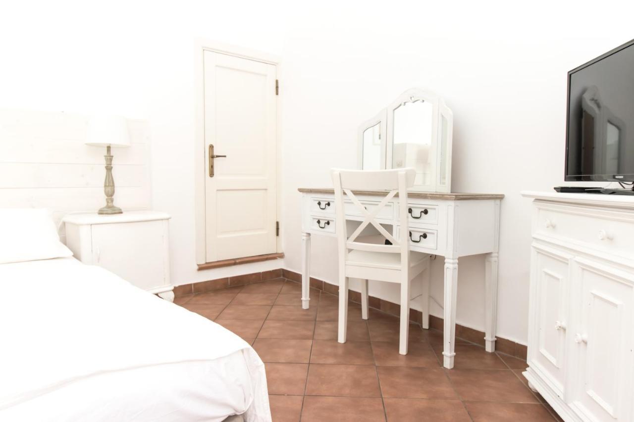 And So Bed & Breakfast Lecce Ngoại thất bức ảnh